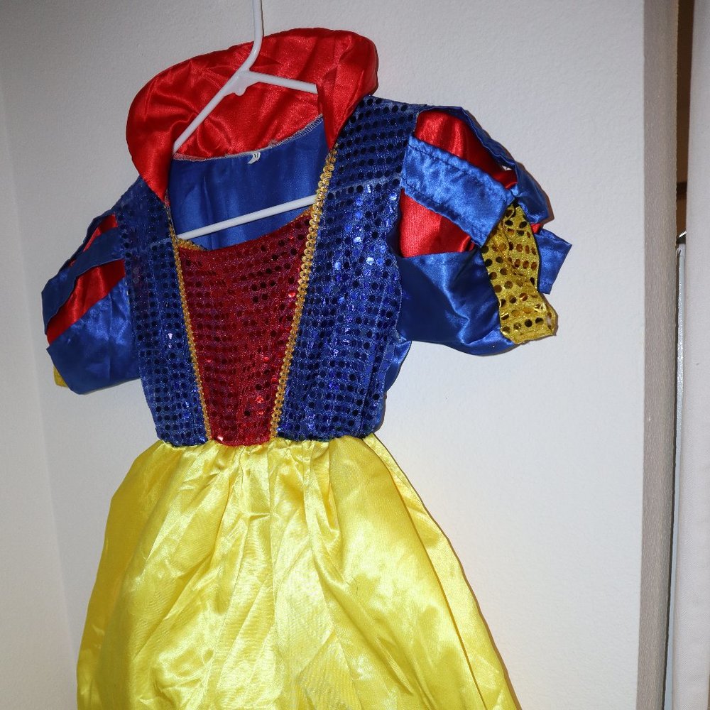 Snow White Halloween Costume Dress - Picture 2 of 7